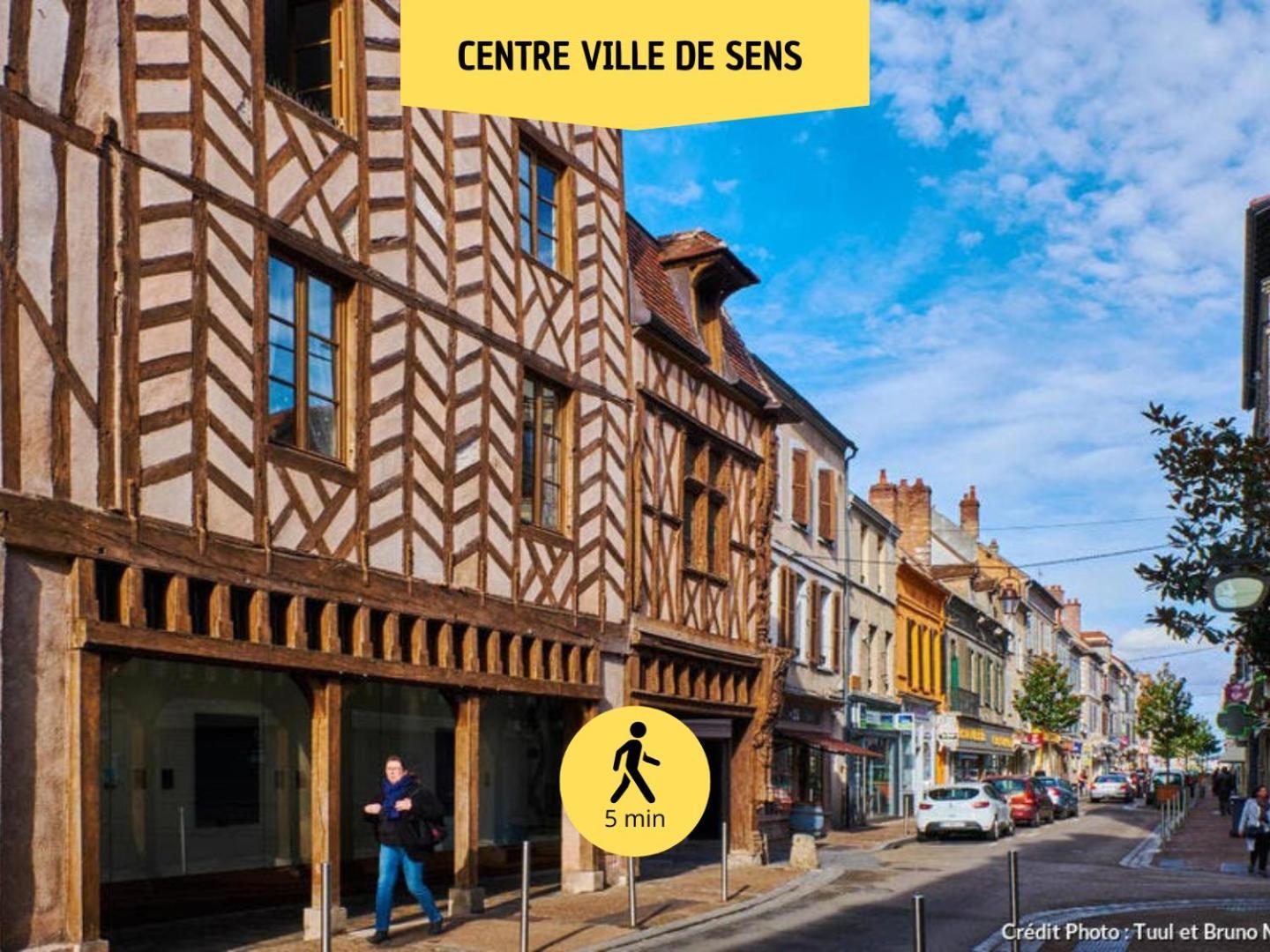 Le Subtil - Best Keys - Elegance & Confort - 2 Chambres Separees - Lit Queen Size - Smart Tv Netflix - Entre Gare & Centre Ville - A 1H De Paris - Wifi Fibre - Check-In Autonome ซ็องส์ ภายนอก รูปภาพ